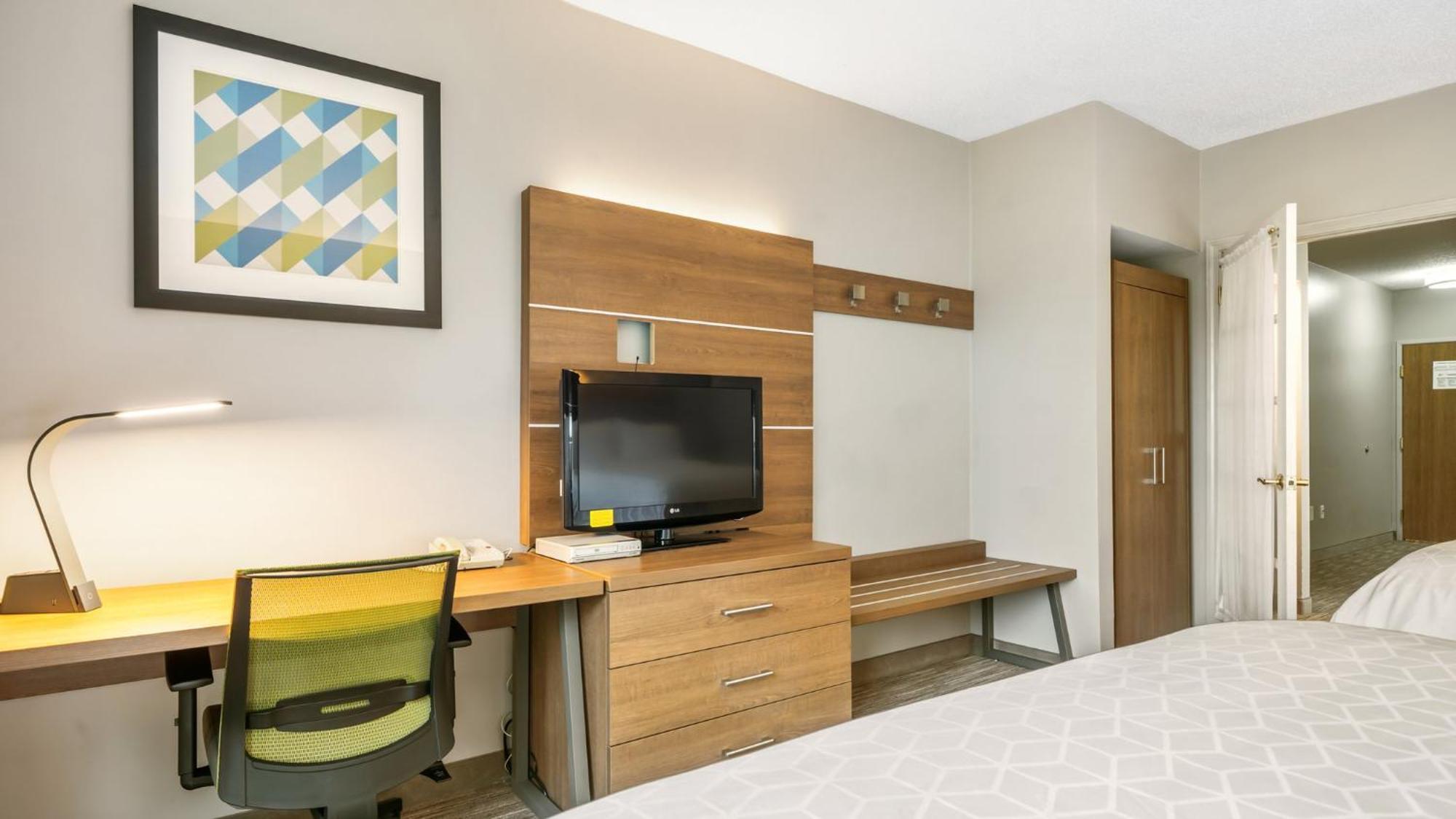 Express Y Hotel